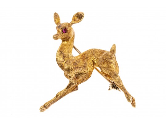 18k Yellow Gold Endearing Deer Motif Animal Form Brooch