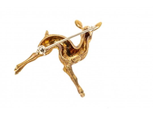 18k Yellow Gold Endearing Deer Motif Animal Form Brooch