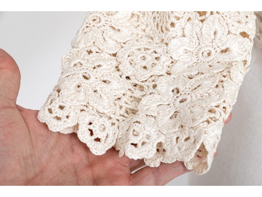 Oscar De La Renta Ivory Crochet Style Cardigan Sweater, Size Large