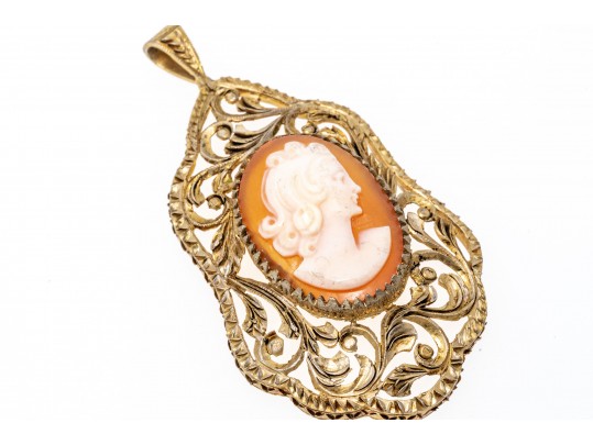 800 Silver Vermail Lovely Cameo Pendant And Matching 14k Wire Cameo Earrings 