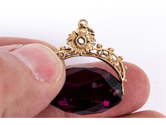 9k Gold Vintage 1966 Purple Glass And Floral Top Watch Fob