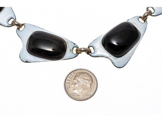 Abstract Kay Denning Black And White Necklace