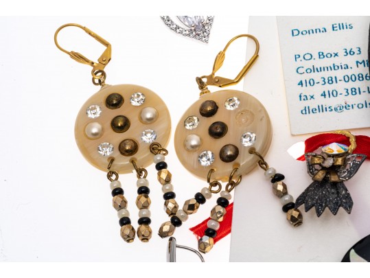 Large Lot Of Costume Jewelry Pieces