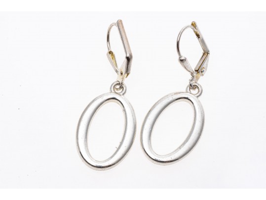 Sleek And Stylish Pair Of Oval Pendant Earrings 