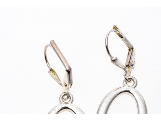 Sleek And Stylish Pair Of Oval Pendant Earrings 