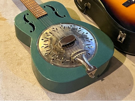 Goya Guitar