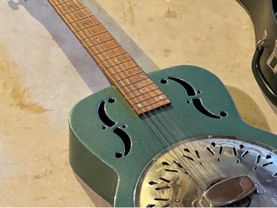 Goya Guitar