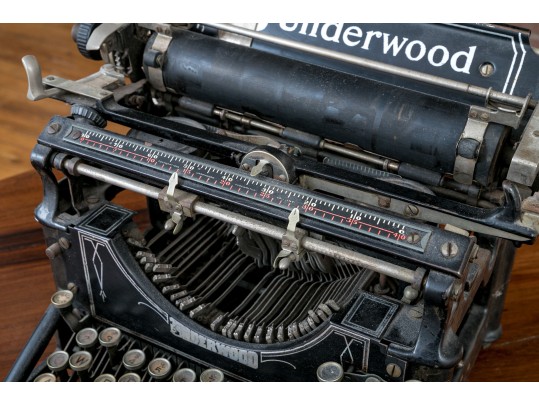 Underwood Typewriter Co. Inc Typewriter
