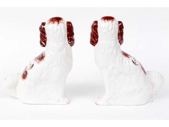 Staffordshire Opposing Dog Figures