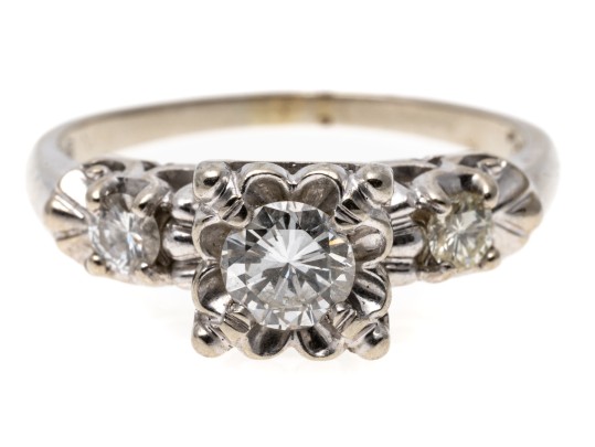 Elegant 14K White Gold And Diamond Ring, Size 7.5+