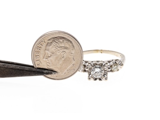 Elegant 14K White Gold And Diamond Ring, Size 7.5+