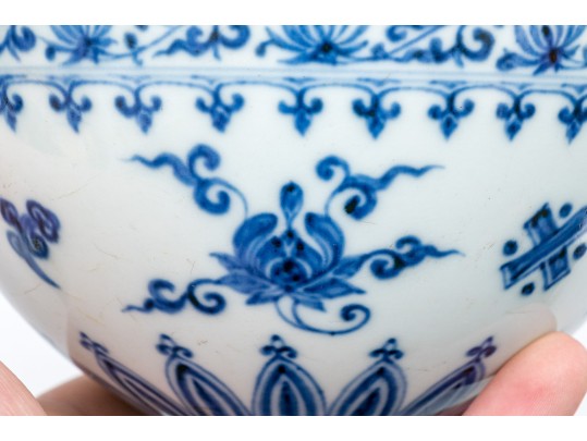 Chinese Underglaze Blue And White Porcelain Footed Bowl