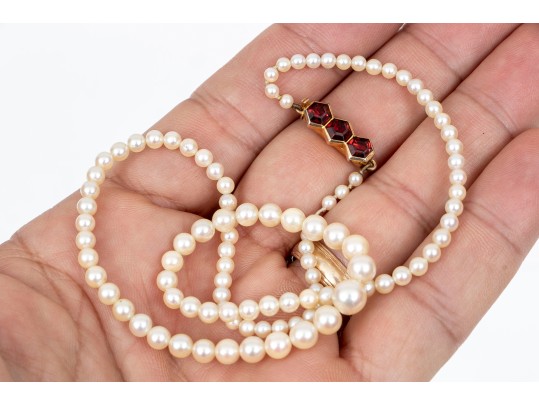 Graduated Cultured Pearl Necklace, 14K And Garnet Clasp