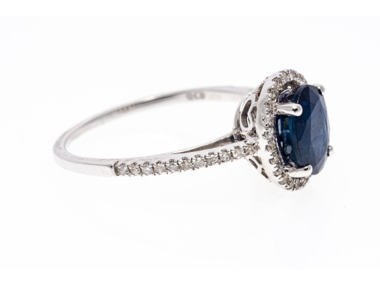Contemporary 14K White Gold Single Sapphire And Diamond Halo Ring, Size 7.25-