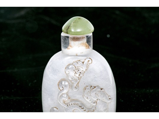 Chinese Glass Snuff Bottle With Carve Kylin Decoration