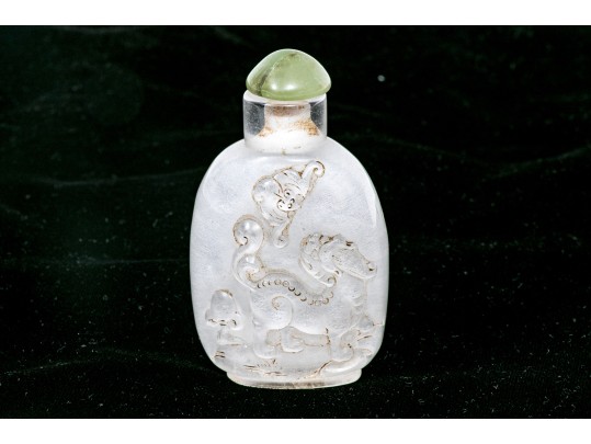 Chinese Glass Snuff Bottle With Carve Kylin Decoration