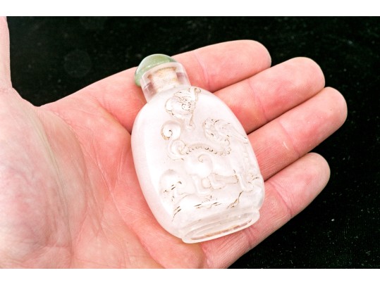 Chinese Glass Snuff Bottle With Carve Kylin Decoration