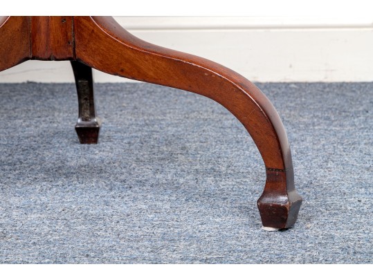 American Federal Mahogany Tilt Top Candle Stand, Ca. 1790-1820