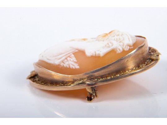 10k Gold Cameo Brooch