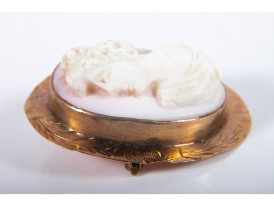 10k Gold Cameo Pendant Brooch