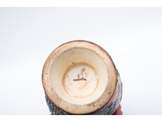 Japanese Hand-Detailed Moriage Vase