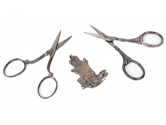 Lot Of Antique Sewing Items Including A Sterling Thread Cutter