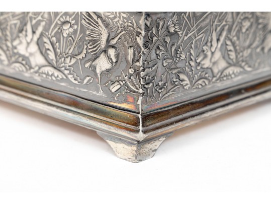 Rogers Brothers 19th Century American Silver Plated Dresser Box, Heavily Repousse