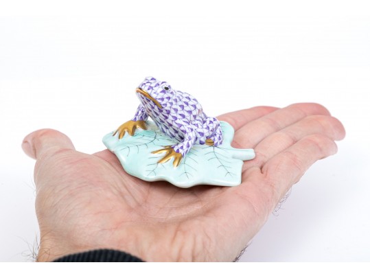 Herend Hand Painted Frog On Leaf