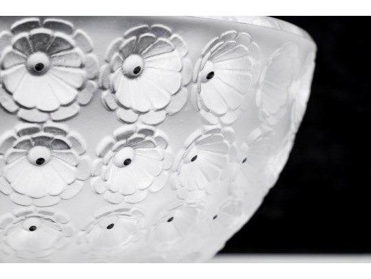 Stunning Lalique Graduated Inset Florate Bowl