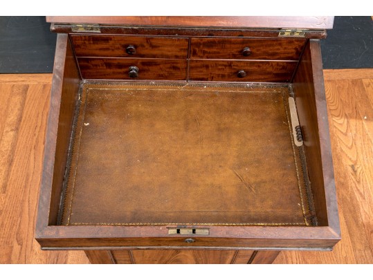 William VI Rosewood Davenport Desk Ca. 1840