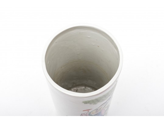 Chinese Porcelain Famille Rose Vase