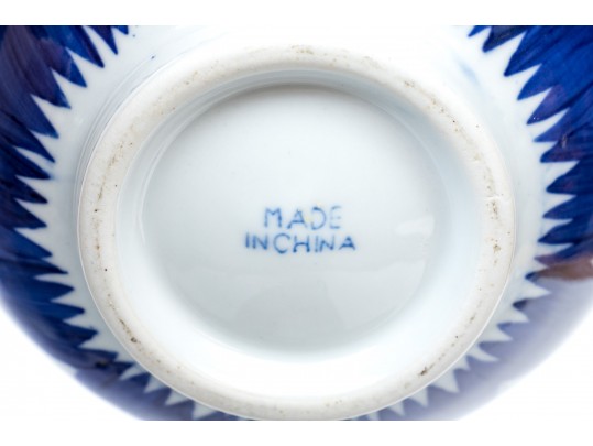 Collection Of Six Chinese Porcelains