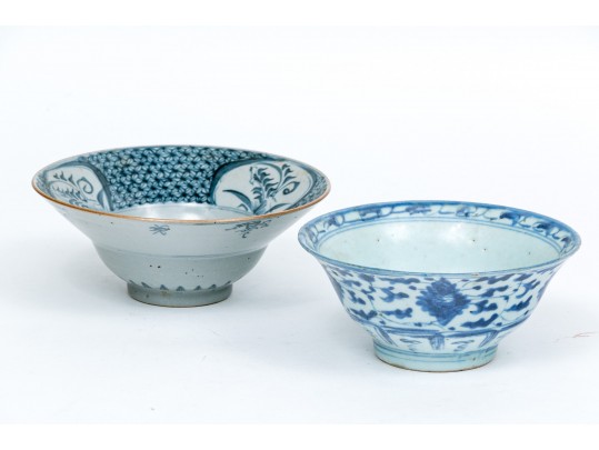 Two Chinese Blue And White Ring Base Porcelain Bowls 