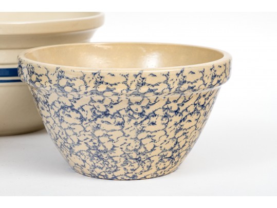 Three Vintage American Glazed Ceramic Mixing Bowls 