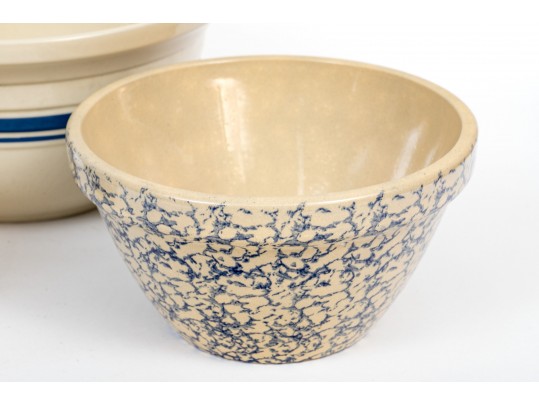 Three Vintage American Glazed Ceramic Mixing Bowls 