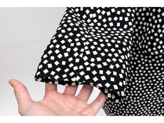 Armani Collezioni Bold Black And Ivory Cotton Blazer (size 14) And Skirt Set (size 12)