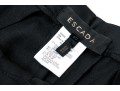 Escada Classic Wool And Silk Black Pants, Size 42