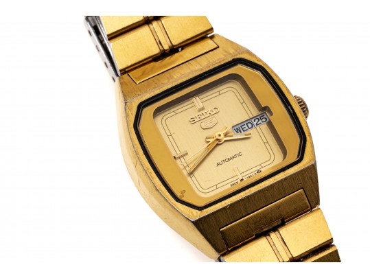 Two Watches By Seiko And Windsor