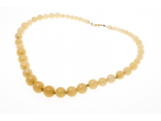 Pretty Graduated Strand Of Yellow Aventurine Quartz Beads, With A 14k Clasp