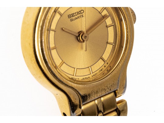 Seiko Ladies Gold Tone Quartz Watch, Champagne Dial, Gold Tone Link Bracelet