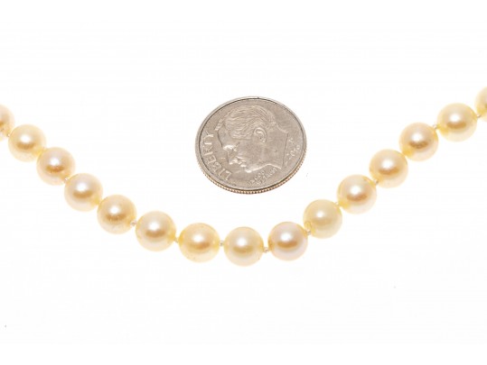 Classic Strand Of 6.25 Mm To 6 Mm Ivory Tone Cultured Pearls, 14k Clasp
