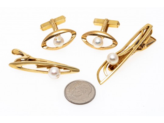 Mikimoto 14k Yellow Gold Cultured Pearl Cufflinks Set With Two Complementary Tie Bars