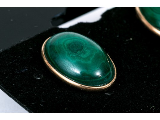 Lot Of Two 14k Gold Jewelry Pieces Including A Bracelet And Earrings