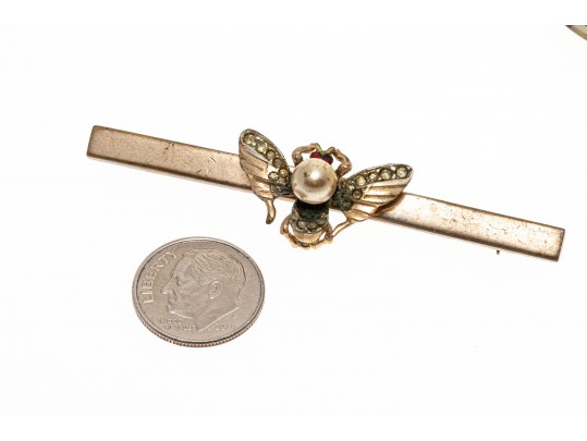 Lot Of Five Vintage And Antique Jewelry Pieces, Including A Victorian Agate Mourners Brooch