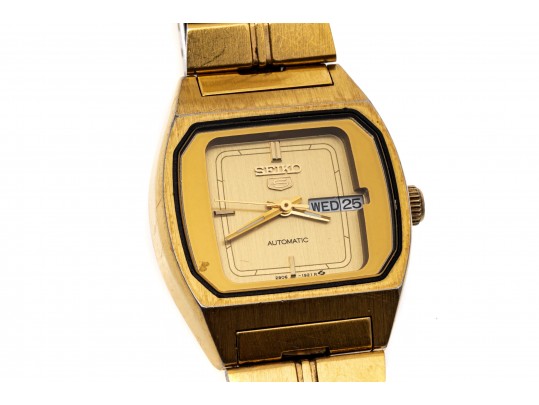 Two Watches By Seiko And Windsor