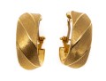 18k Yellow Gold Handsome Florentine Finished Ribbed Hoop Earrings