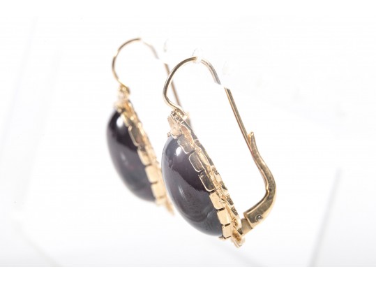 14k Yellow Gold Berry-Burgundy Glass Drop Earrings