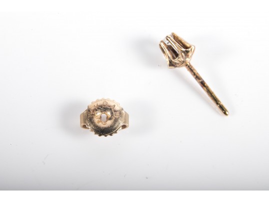14k Yellow Gold Diamond Stud Earrings
