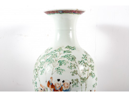 Chinese Porcelain Famille Rose Vase