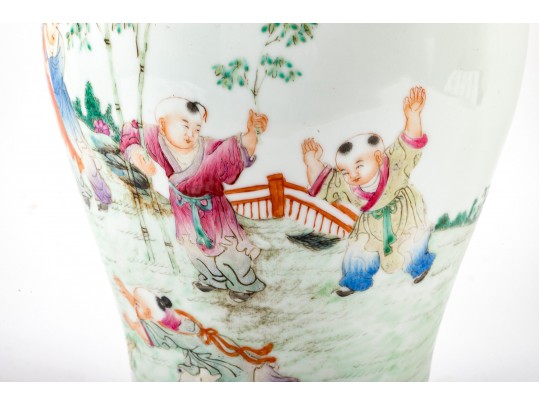 Chinese Porcelain Famille Rose Vase